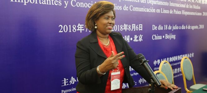 ?p=image&amp;src=%7B%22file%22%3A%22images%2Fnews%2FRosaAlcantara Instituto Tecnol&oacute;gico de Santo Domingo - Notas de prensa