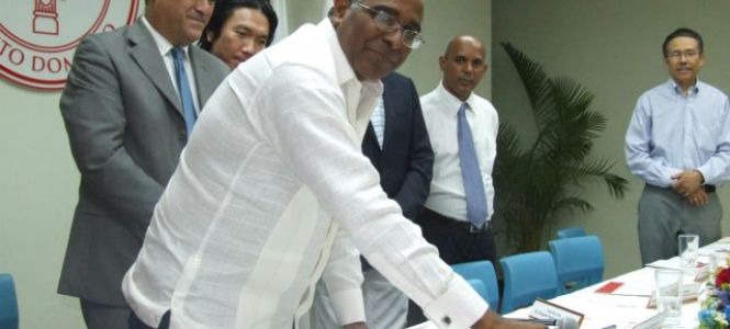 ?p=image&amp;src=%7B%22file%22%3A%22images%2Fprensa%2F435 Instituto Tecnol&oacute;gico de Santo Domingo - Notas de prensa