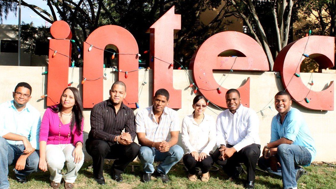 ?p=image&amp;src=%7B%22file%22%3A%22images%2Fprensa%2FIMG_0519-2 Instituto Tecnol&oacute;gico de Santo Domingo - Estudiantes INTEC ganan competencia Planes de Negocios MESCyT