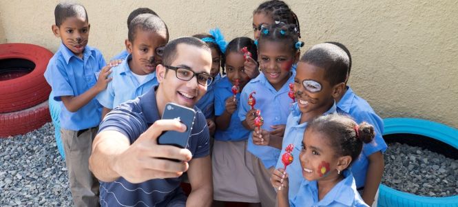 ?p=image&amp;src=%7B%22file%22%3A%22images%2Fprensa%2F150409PatioEscolardivertido.03 Instituto Tecnol&oacute;gico de Santo Domingo - Notas de prensa