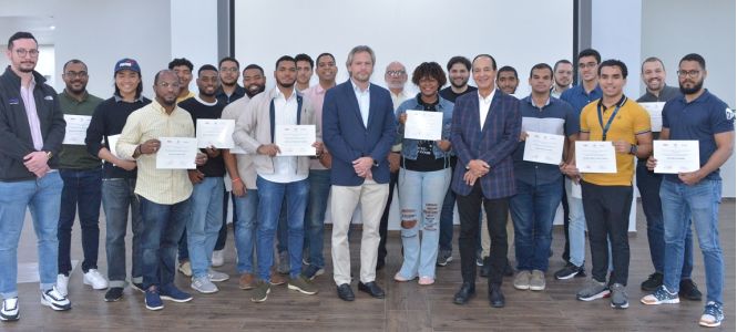 ?p=image&amp;src=%7B%22file%22%3A%22images%2Fnews%2Fbootcampsemiconductores Instituto Tecnol&oacute;gico de Santo Domingo - Notas de prensa