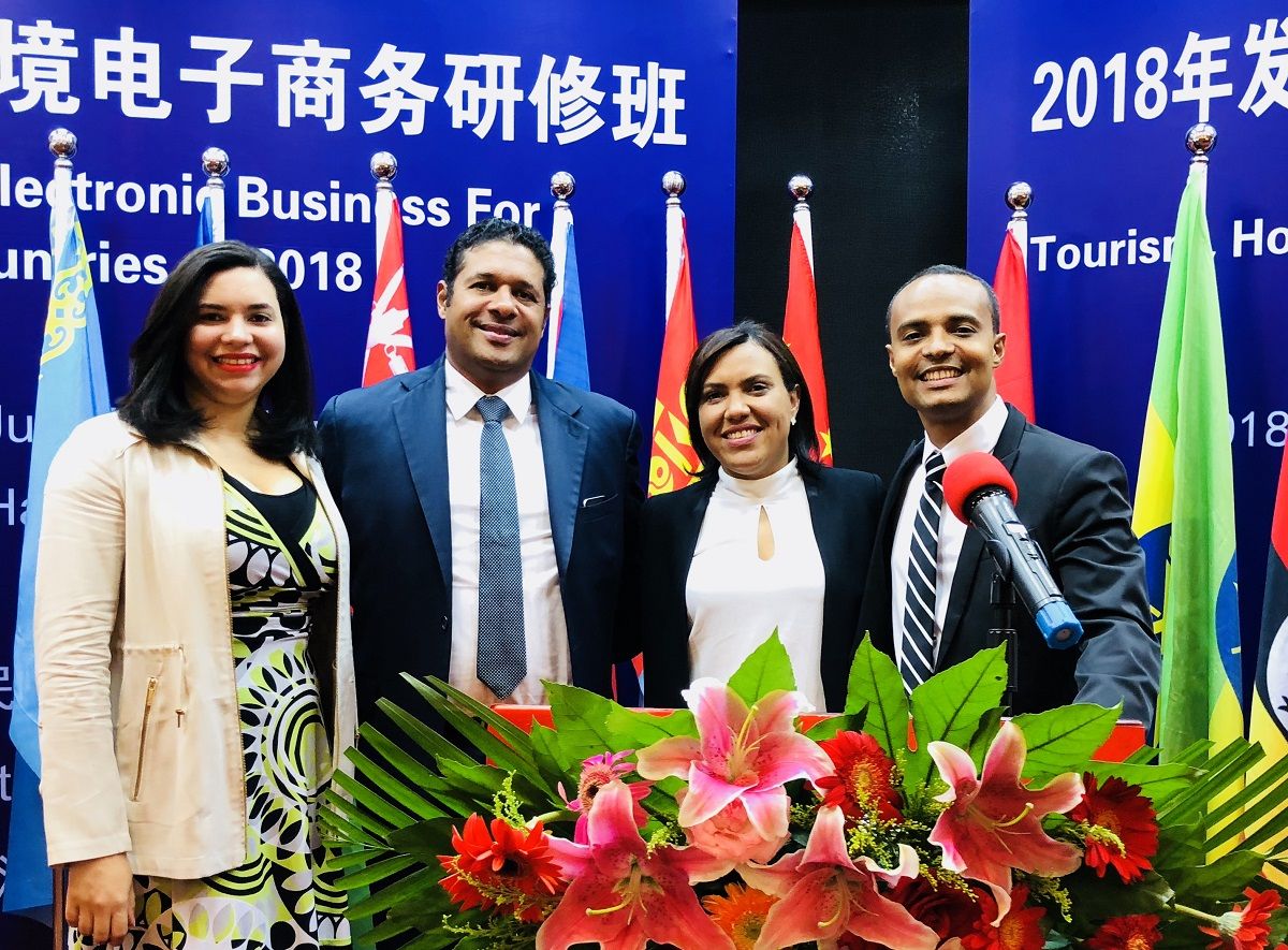 ?p=image&amp;src=%7B%22file%22%3A%22images%2Fnews%2FHarbin+-+AperturaWEB Instituto Tecnol&oacute;gico de Santo Domingo - Profesores del INTEC participaron en  seminario sobre e-commerce en China