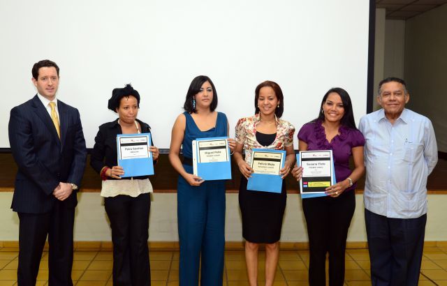 ?p=image&amp;src=%7B%22file%22%3A%22images%2Fprensa%2F402 Instituto Tecnol&oacute;gico de Santo Domingo - Anuncian Ganadores del Concurso Period&iacute;stico: Igualdad de G&eacute;nero para una Vida Sin Violencia