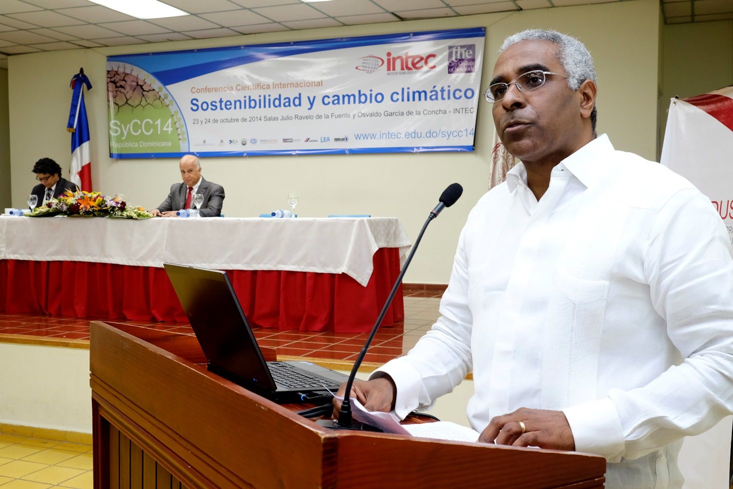 ?p=image&amp;src=%7B%22file%22%3A%22images%2Fprensa%2F1+Rolando+Guzman+conferencia+Cambio+Climatico+WEB Instituto Tecnol&oacute;gico de Santo Domingo - Sostenibilidad  y cambio clim&aacute;tico preocupan a cient&iacute;ficos del Caribe
