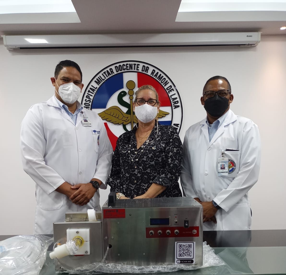 ?p=image&amp;src=%7B%22file%22%3A%22images%2Fnews%2FINTEC+entrega+de+ventiladores-1 Instituto Tecnol&oacute;gico de Santo Domingo - INTEC dona otros 5 ventiladores mec&aacute;nicos al Hospital Dr. Ram&oacute;n de Lara