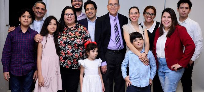 ?p=image&amp;src=%7B%22file%22%3A%22images%2Fnews%2FJimmyBarrancofamilia Instituto Tecnol&oacute;gico de Santo Domingo - Notas de prensa