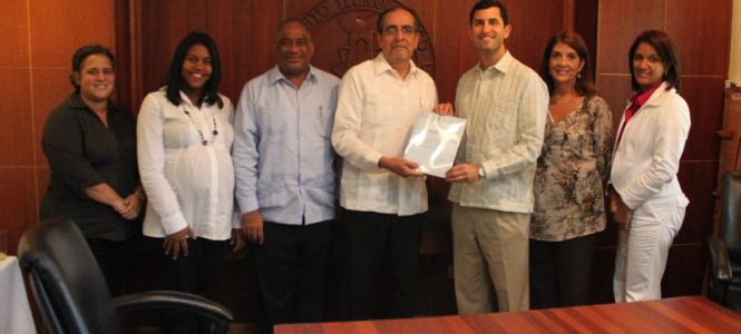 ?p=image&amp;src=%7B%22file%22%3A%22images%2Fprensa%2F259 Instituto Tecnol&oacute;gico de Santo Domingo - Notas de prensa