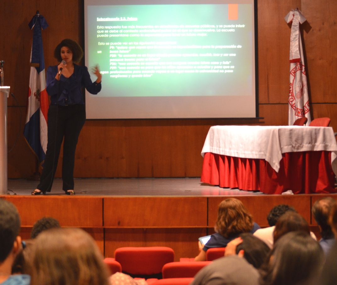 ?p=image&amp;src=%7B%22file%22%3A%22images%2Fprensa%2FDSC_0375 Instituto Tecnol&oacute;gico de Santo Domingo - Estudiantes de psicolog&iacute;a del INTEC presentan investigaciones