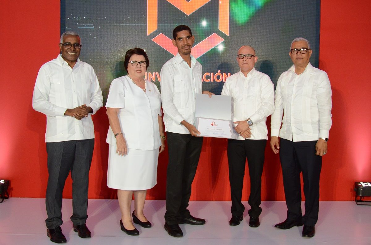 ?p=image&amp;src=%7B%22file%22%3A%22images%2Fnews%2FMelvinArias Instituto Tecnol&oacute;gico de Santo Domingo - INTEC reconoce buenas pr&aacute;cticas y labor investigadora de docentes