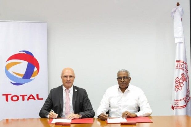 ?p=image&amp;src=%7B%22file%22%3A%22images%2Fnews%2FRolando+Guzman+acuerdo+total Instituto Tecnol&oacute;gico de Santo Domingo - INTEC capacitar&aacute; capital humano sector combustibles