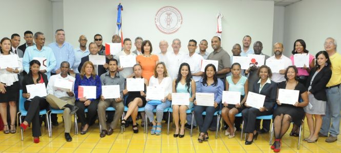 ?p=image&amp;src=%7B%22file%22%3A%22images%2Fprensa%2FDiplomado-CEGES Instituto Tecnol&oacute;gico de Santo Domingo - Notas de prensa