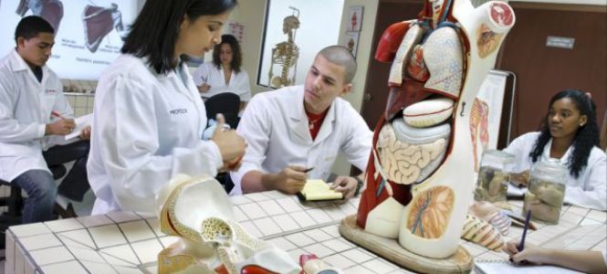 ?p=image&amp;src=%7B%22file%22%3A%22images%2Fprensa%2F407 Instituto Tecnol&oacute;gico de Santo Domingo - Notas de prensa