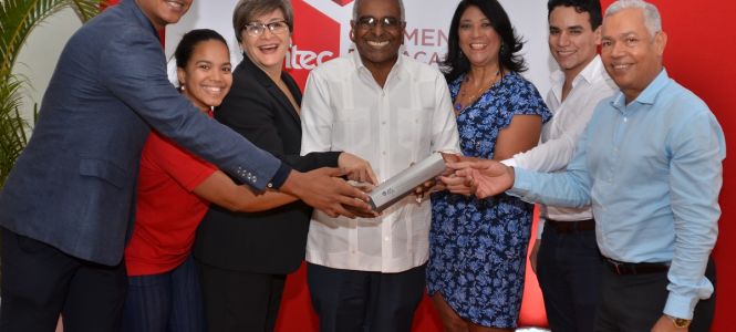 ?p=image&amp;src=%7B%22file%22%3A%22images%2Fnews%2FColmenaDestacadaCatalizador Instituto Tecnol&oacute;gico de Santo Domingo - Notas de prensa