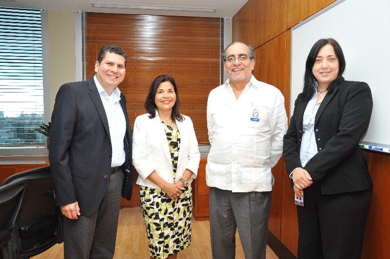 ?p=image&amp;src=%7B%22file%22%3A%22images%2Fprensa%2F340 Instituto Tecnol&oacute;gico de Santo Domingo - CEMEX e INTEC fortalecen el programa Pasant&iacute;a de Honor