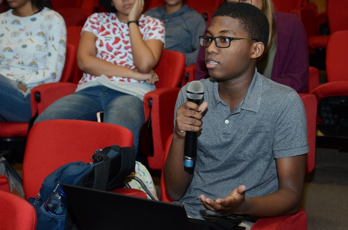 ?p=image&amp;src=%7B%22file%22%3A%22images%2Fnews%2FForoEstudiantes3 Instituto Tecnol&oacute;gico de Santo Domingo - Los estudiantes han sido escuchados