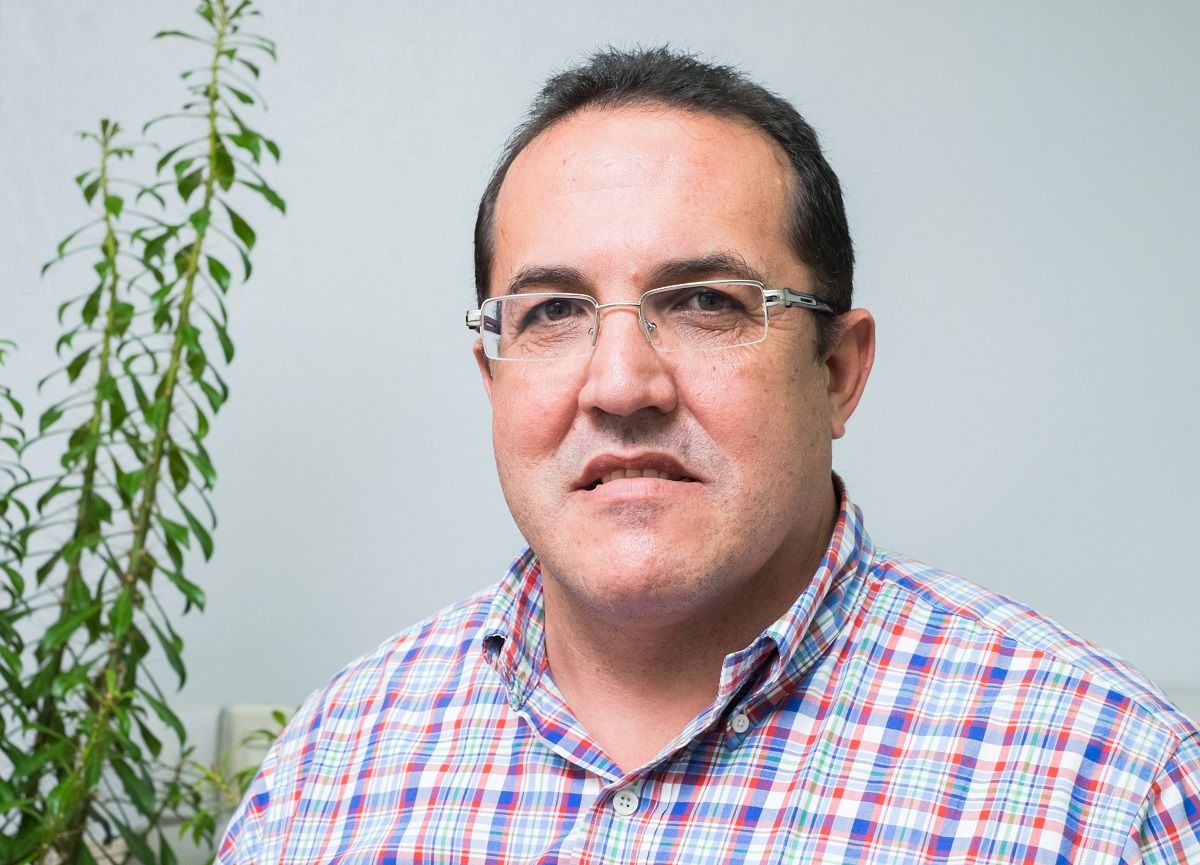 ?p=image&amp;src=%7B%22file%22%3A%22images%2Fnews%2FLuis+Rodriguez-decano Instituto Tecnol&oacute;gico de Santo Domingo - Rector&iacute;a ratifica a Luis Rodr&iacute;guez de Francisco como decano de Ciencias B&aacute;sicas y Ambientales