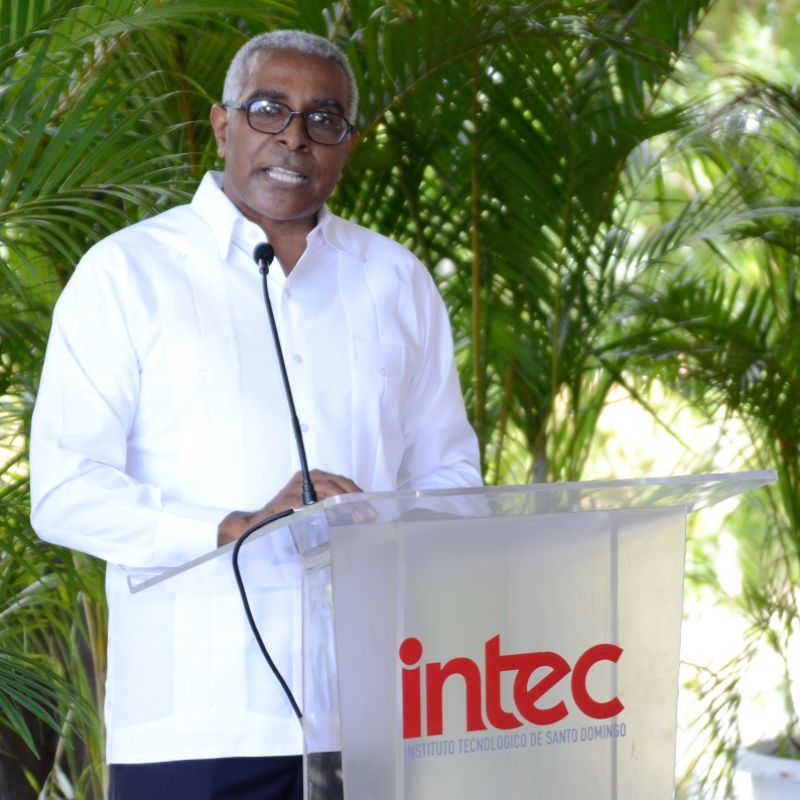 ?p=image&amp;src=%7B%22file%22%3A%22images%2Frolando-guzman-rector-2010-2020 Instituto Tecnológico de Santo Domingo - Discorsi