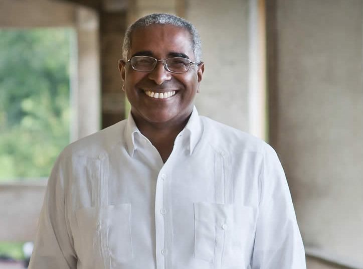 ?p=image&amp;src=%7B%22file%22%3A%22images%2Fprensa%2Frolandoguzman2 Instituto Tecnol&oacute;gico de Santo Domingo - Rector Rolando M. Guzm&aacute;n presenta su blog &ldquo;Queteletismos&rdquo;