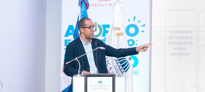 ?p=image&amp;src=%7B%22file%22%3A%22images%2Fnews%2FPonencia+Miguel+Aybar+2+ Instituto Tecnológico de Santo Domingo - Press releases