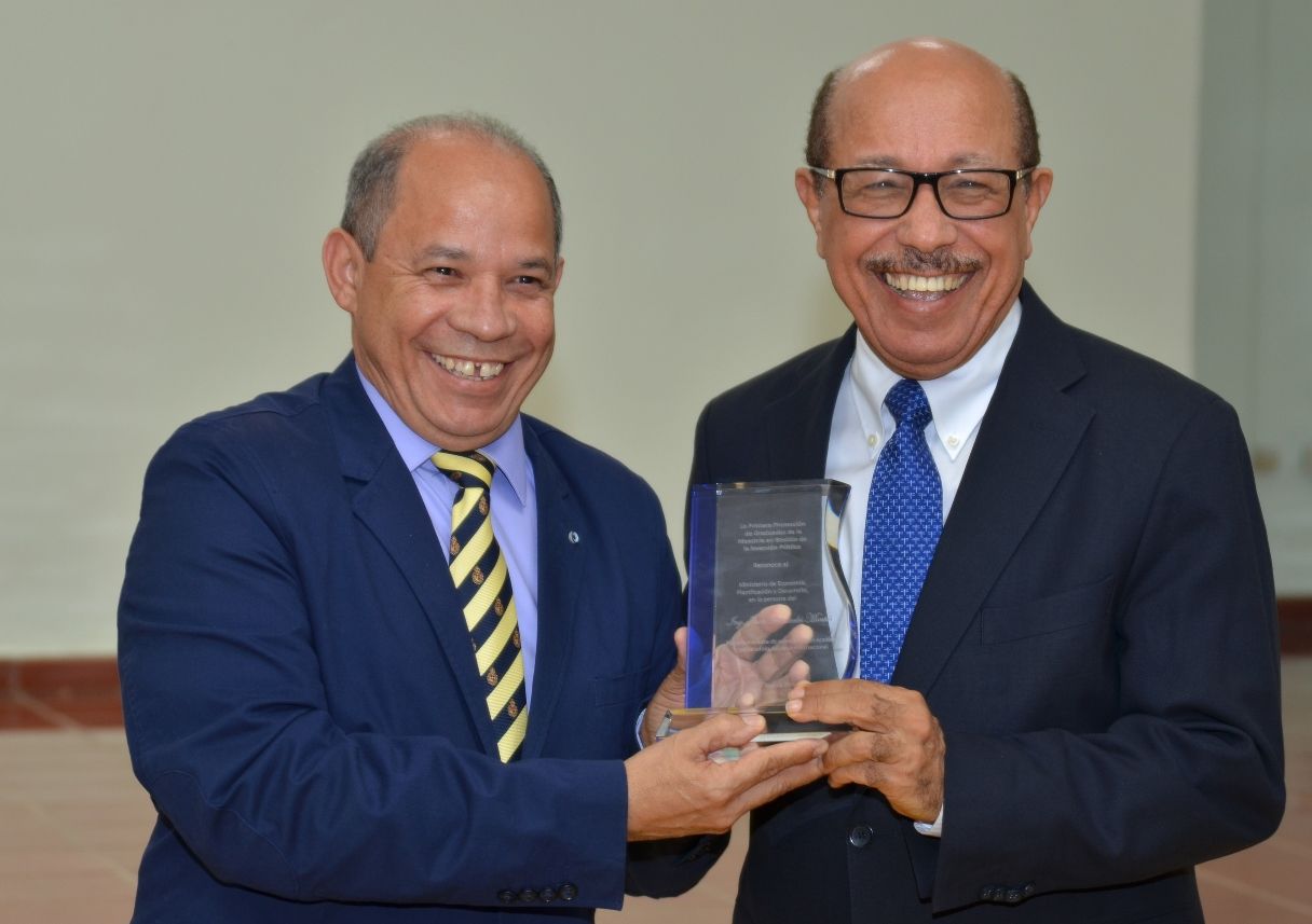 ?p=image&amp;src=%7B%22file%22%3A%22images%2Fprensa%2FDSC_7852 Instituto Tecnol&oacute;gico de Santo Domingo - Capacitan profesionales en Gesti&oacute;n de la Inversi&oacute;n P&uacute;blica