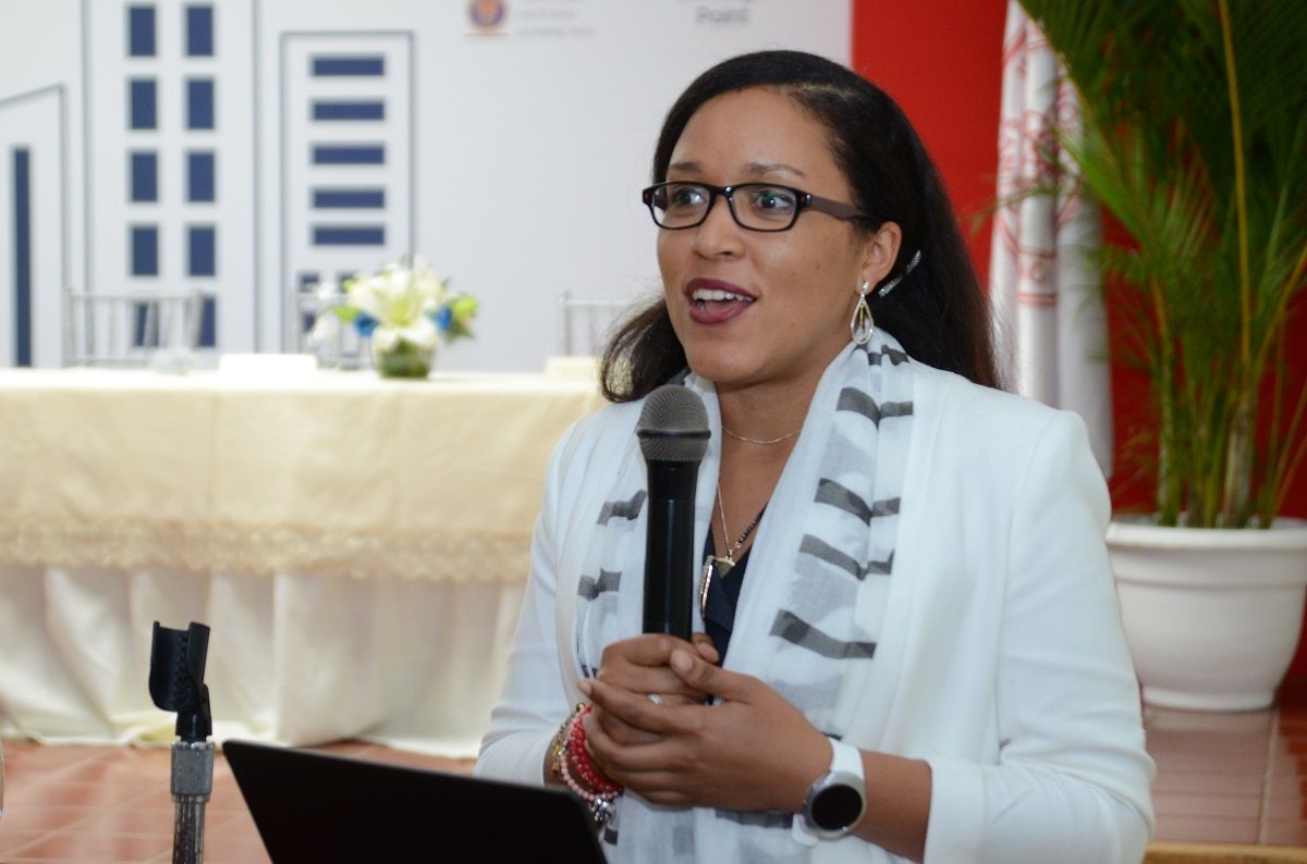 ?p=image&amp;src=%7B%22file%22%3A%22images%2Fnews%2FLissy+La+Paix+Universidad+de+Twente+Holanda Instituto Tecnol&oacute;gico de Santo Domingo - Instituciones analizaron situaci&oacute;n del transporte y causas de accidentes de tr&aacute;nsito en RD