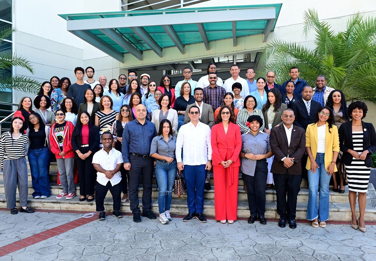 ?p=image&amp;src=%7B%22file%22%3A%22images%2Fnews%2FSeminariodeperiodistas Instituto Tecnol&oacute;gico de Santo Domingo - INTEC forma a m&aacute;s de 50 periodistas en temas relacionados a inteligencia artificial, desinformaci&oacute;n y seguridad digital 