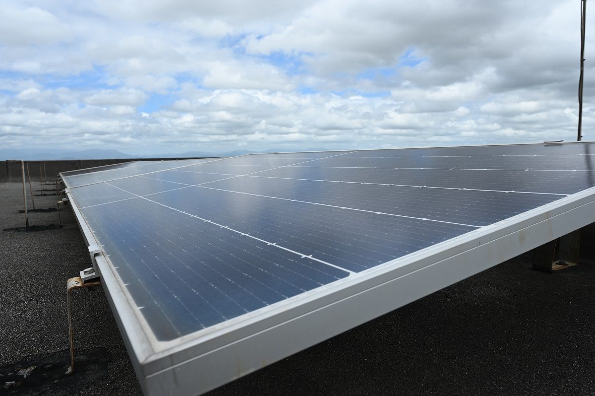 ?p=image&amp;src=%7B%22file%22%3A%22images%2Fnews%2FPanelesSolaresINTEC-1 Instituto Tecnol&oacute;gico de Santo Domingo - INTEC realizar&aacute; seminario sobre la transici&oacute;n energ&eacute;tica en Rep&uacute;blica Dominicana