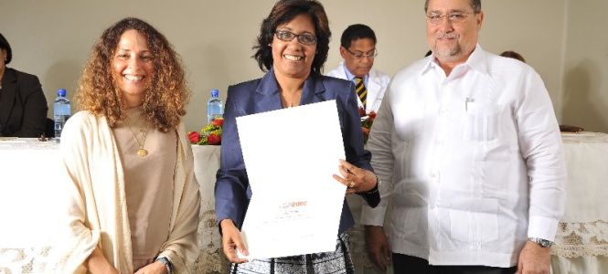 ?p=image&amp;src=%7B%22file%22%3A%22images%2Fprensa%2F293 Instituto Tecnol&oacute;gico de Santo Domingo - Notas de prensa