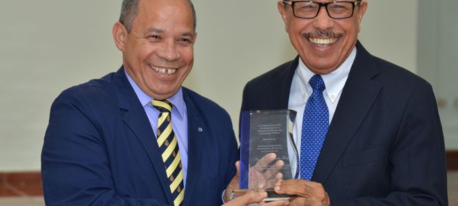 ?p=image&amp;src=%7B%22file%22%3A%22images%2Fprensa%2FDSC_7852 Instituto Tecnol&oacute;gico de Santo Domingo - Notas de prensa