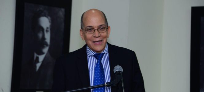 ?p=image&amp;src=%7B%22file%22%3A%22images%2Fnews%2FJimmy+Barranco+Ventura Instituto Tecnol&oacute;gico de Santo Domingo - Notas de prensa profesorados