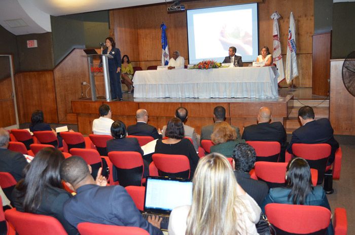 ?p=image&amp;src=%7B%22file%22%3A%22images%2Fprensa%2FCompras+pblicas2 Instituto Tecnol&oacute;gico de Santo Domingo - Expertos debaten sobre transparencia en compras p&uacute;blicas de RD