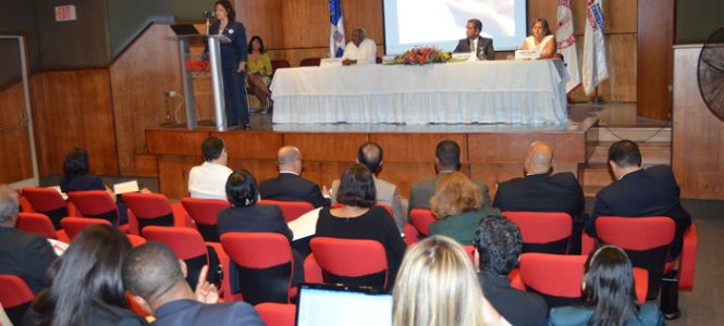 ?p=image&amp;src=%7B%22file%22%3A%22images%2Fprensa%2FCompras+pblicas2 Instituto Tecnol&oacute;gico de Santo Domingo - Notas de prensa