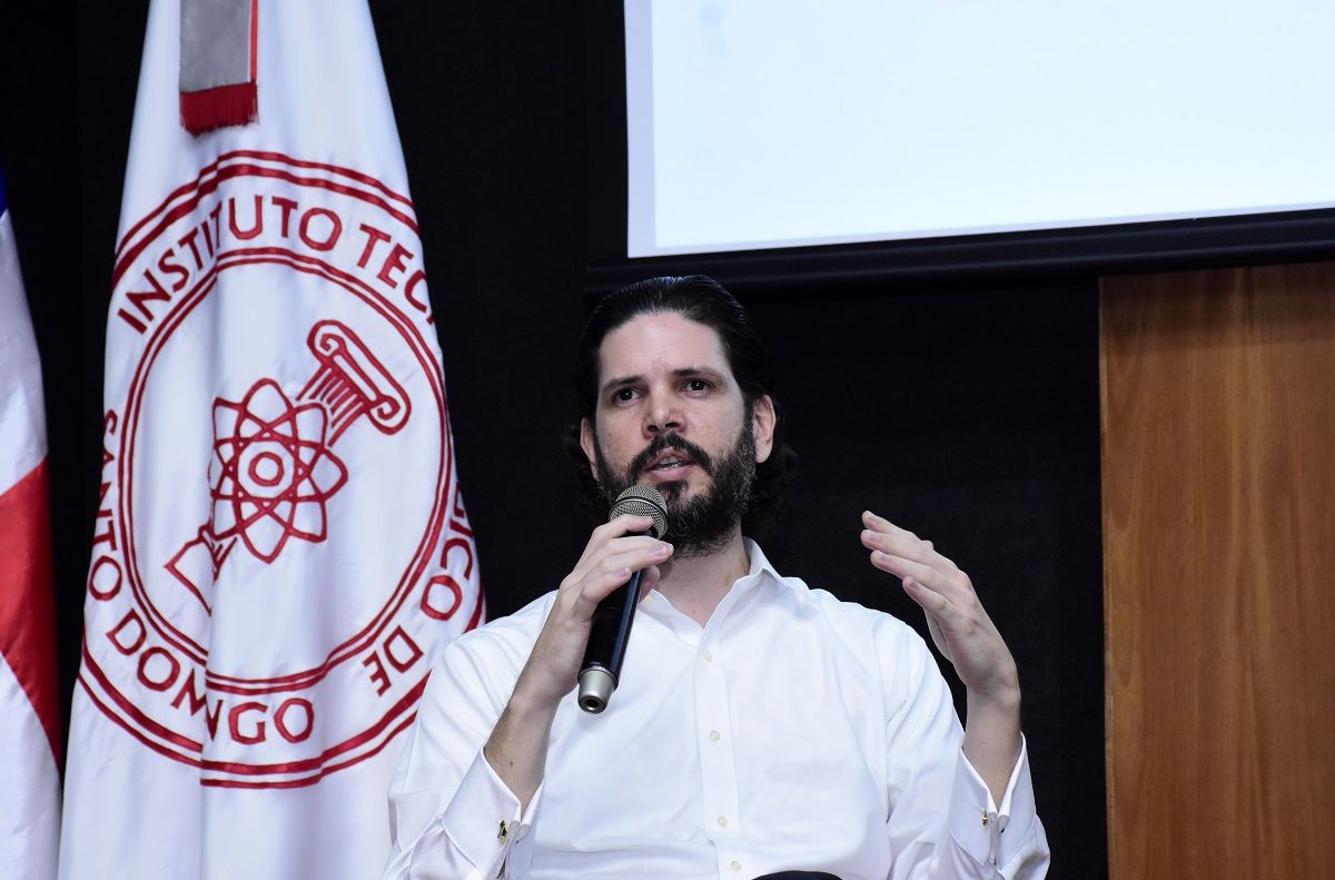 ?p=image&amp;src=%7B%22file%22%3A%22images%2Fnews%2F52+canes+6 Instituto Tecnol&oacute;gico de Santo Domingo - Analistas presentan innovaciones que revolucionan el mercado de valores en Rep&uacute;blica Dominicana