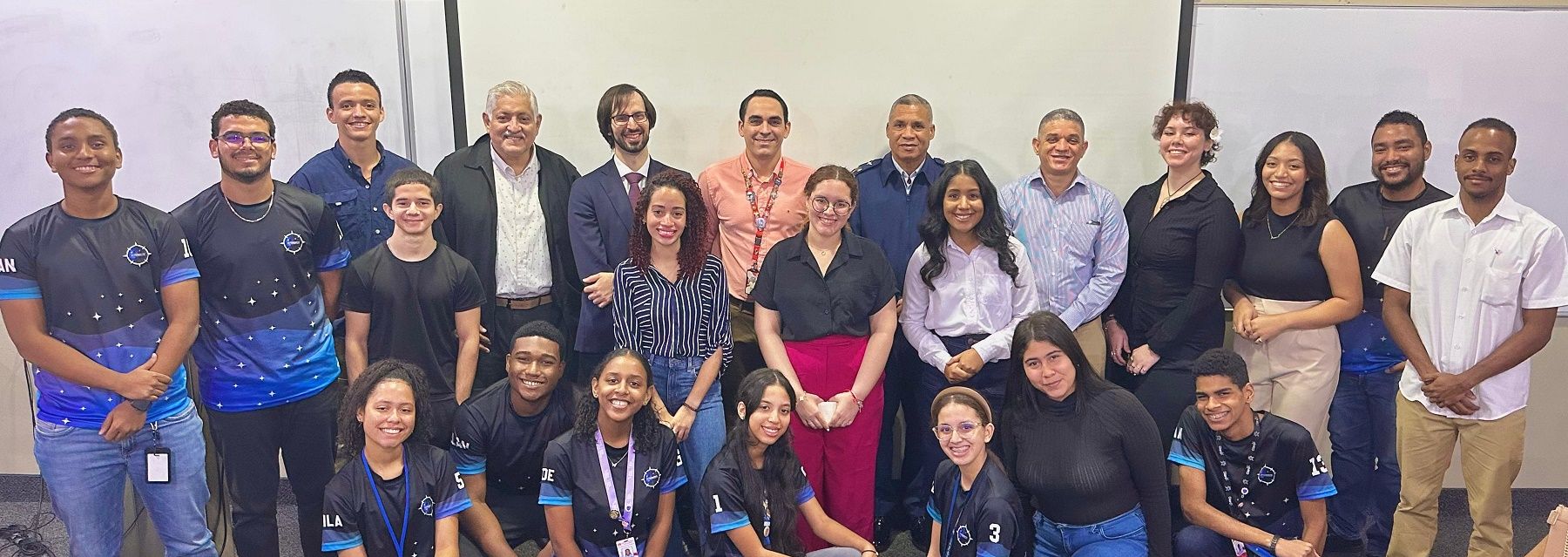 ?p=image&amp;src=%7B%22file%22%3A%22images%2Fnews%2Festudiantes-intec-donbosco-italia Instituto Tecnol&oacute;gico de Santo Domingo - Italia y Rep&uacute;blica Dominicana impulsan desarrollo de tecnolog&iacute;a aeroespacial 