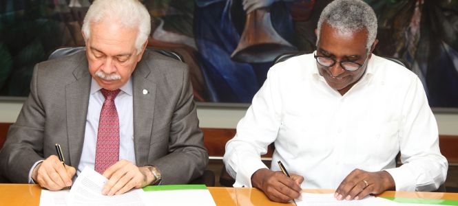 ?p=image&amp;src=%7B%22file%22%3A%22images%2Fnews%2FAcuerdoINTEC-BHD Instituto Tecnol&oacute;gico de Santo Domingo - Notas de prensa