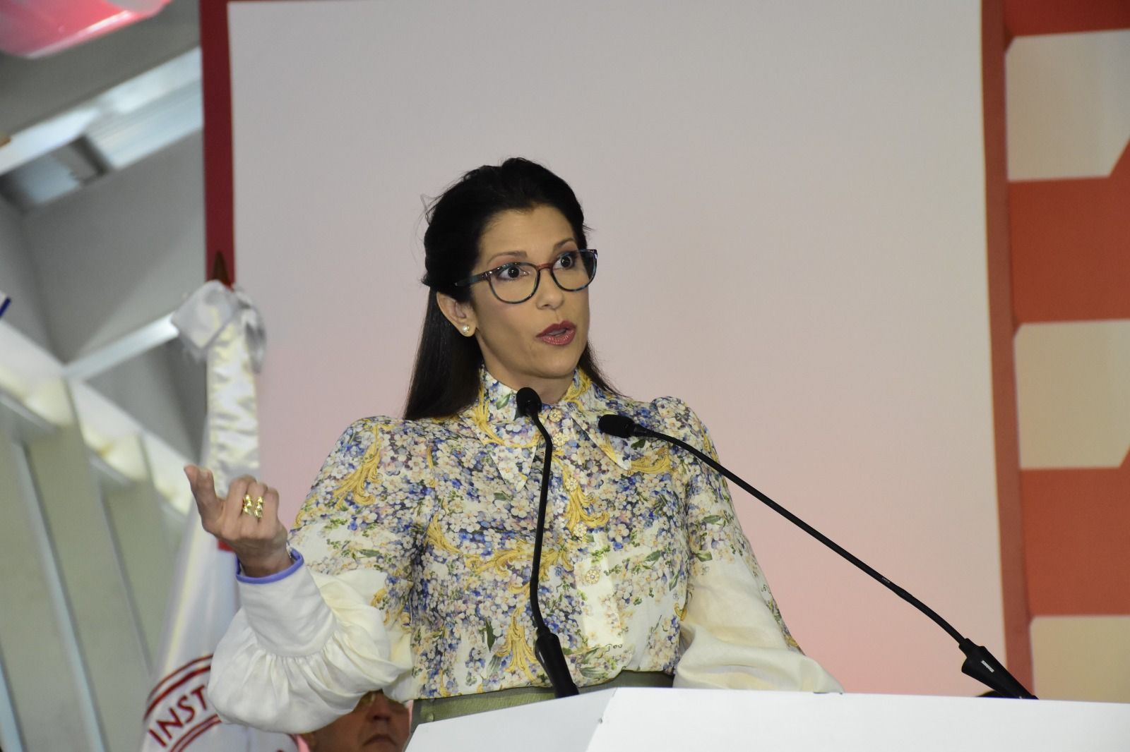 ?p=image&amp;src=%7B%22file%22%3A%22images%2Fnews%2FClaudiaPellerano Instituto Tecnol&oacute;gico de Santo Domingo - Claudia Pellerano asegura Rep&uacute;blica Dominicana est&aacute; llena de oportunidades para j&oacute;venes profesionales 