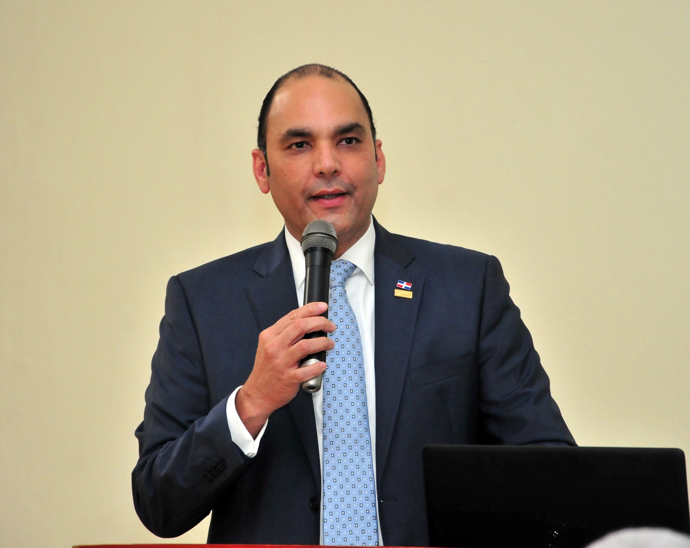 ?p=image&amp;src=%7B%22file%22%3A%22images%2Fprensa%2FDSC_1603 Instituto Tecnol&oacute;gico de Santo Domingo - Enrique Ram&iacute;rez explica la transformaci&oacute;n del Banco de Reservas