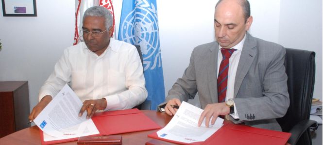 ?p=image&amp;src=%7B%22file%22%3A%22images%2Fprensa%2FRolando+Guzman+y+Lorenzo+Jimenez Instituto Tecnol&oacute;gico de Santo Domingo - Notas de prensa