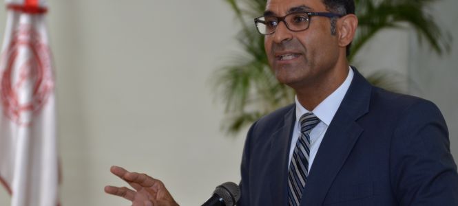 ?p=image&amp;src=%7B%22file%22%3A%22images%2Fnews%2Feconomista-jaime-20161114 Instituto Tecnol&oacute;gico de Santo Domingo - Notas de prensa