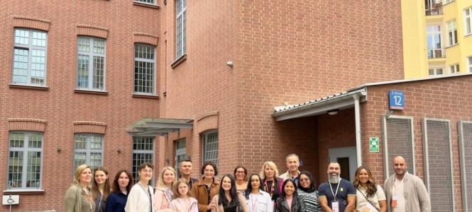 ?p=image&amp;src=%7B%22file%22%3A%22images%2Fnews%2FMovilidad+institucional+WARSAW-1 Instituto Tecnol&oacute;gico de Santo Domingo - Notas de prensa