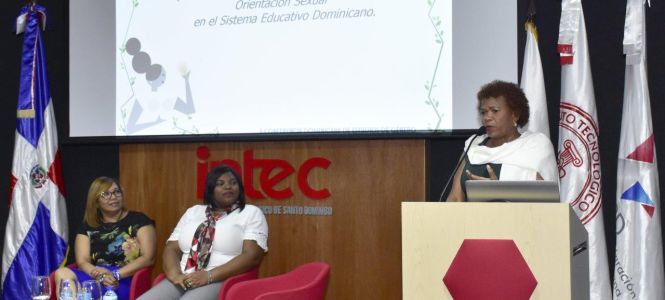 ?p=image&amp;src=%7B%22file%22%3A%22images%2Fnews%2FAnani+Toribio-+Novelyn+Batista+y+Ana+Mendez-1 Instituto Tecnol&oacute;gico de Santo Domingo - Actividades