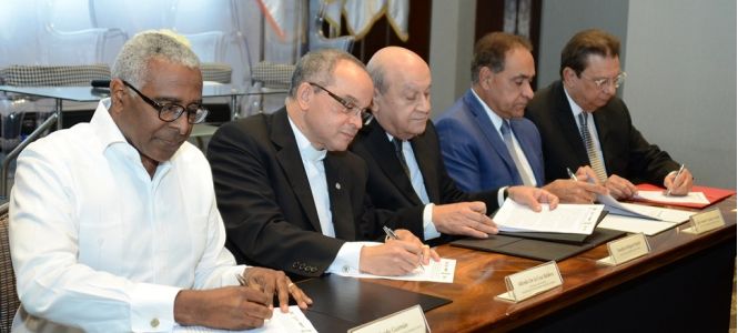 ?p=image&amp;src=%7B%22file%22%3A%22images%2Fnews%2FDSC_0415 Instituto Tecnol&oacute;gico de Santo Domingo - Notas de prensa