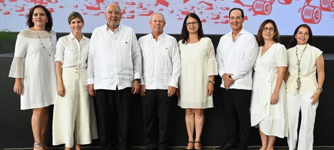 ?p=image&amp;src=%7B%22file%22%3A%22images%2Fnews%2F51aniversario Instituto Tecnol&oacute;gico de Santo Domingo - Notas de prensa