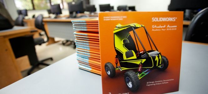 ?p=image&amp;src=%7B%22file%22%3A%22images%2Fprensa%2F20121102+Student+Access+005 Instituto Tecnol&oacute;gico de Santo Domingo - Notas de prensa