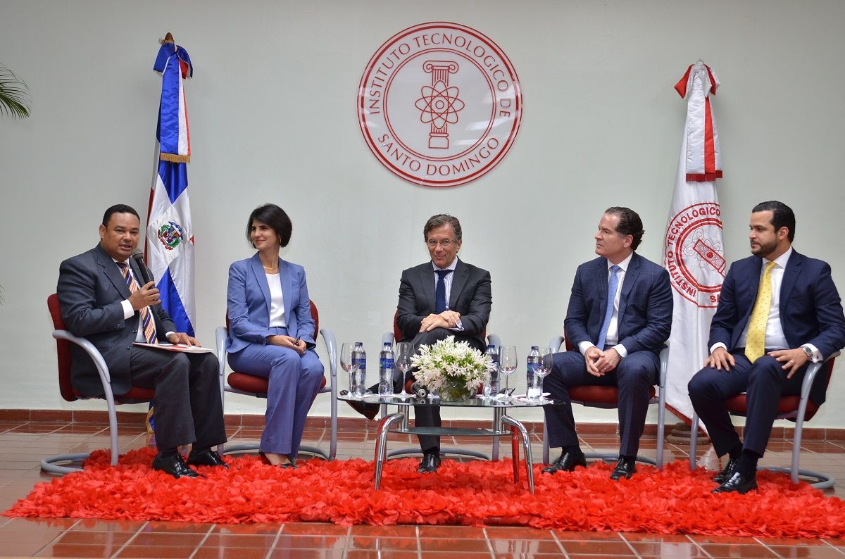 ?p=image&amp;src=%7B%22file%22%3A%22images%2Fnews%2FSextoForoNegocios Instituto Tecnol&oacute;gico de Santo Domingo - Comportamiento de la familia repercute en la reputaci&oacute;n de las empresas familiares