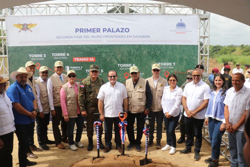 ?p=image&amp;src=%7B%22file%22%3A%22images%2Fnews%2FComisionEjecutivaDajabon Instituto Tecnol&oacute;gico de Santo Domingo - Rectora en funciones del INTEC presente durante primer palazo para construcci&oacute;n de 13 kil&oacute;metros del muro fronterizo en Dajab&oacute;n