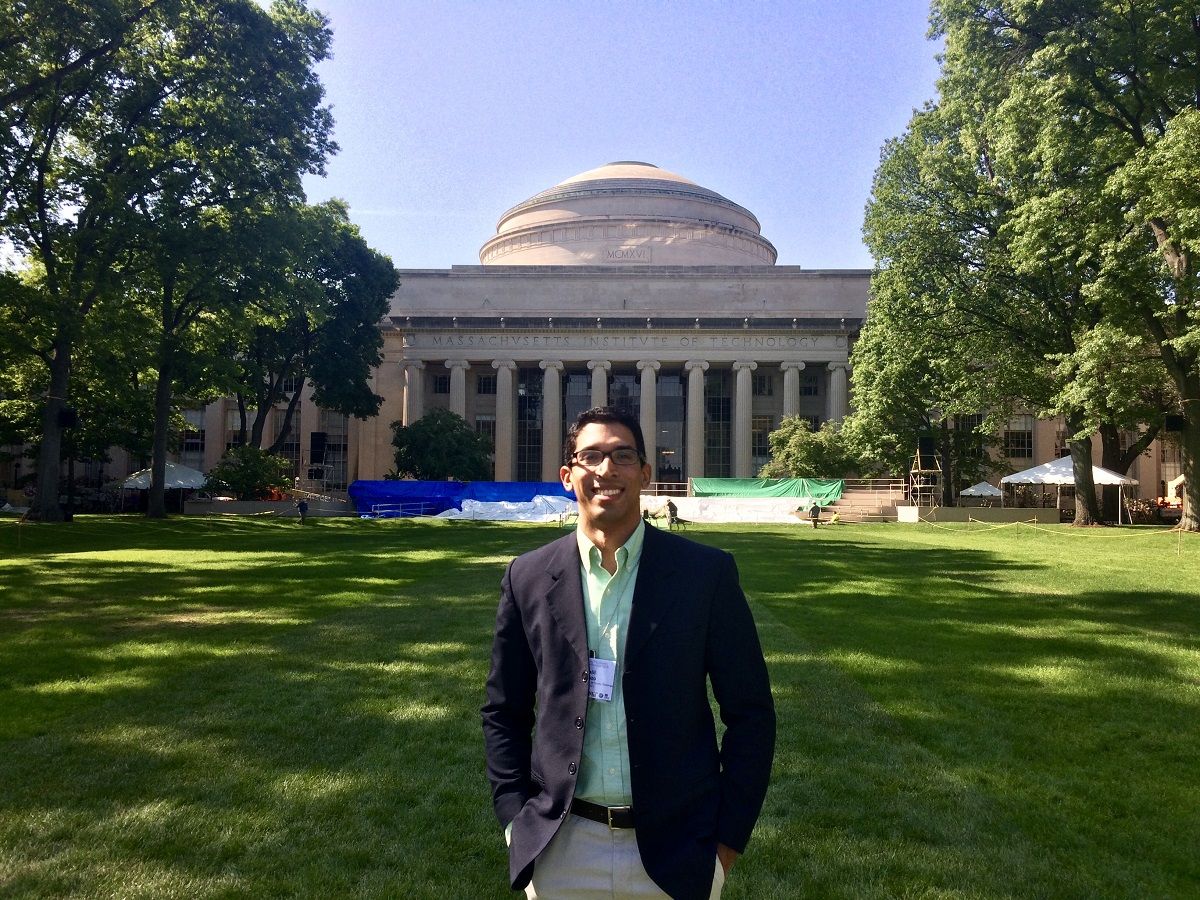 ?p=image&amp;src=%7B%22file%22%3A%22images%2Fnews%2FErazo_MIT1 Instituto Tecnol&oacute;gico de Santo Domingo - Investigador del INTEC dicta conferencia en MIT