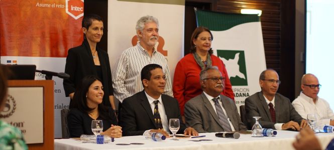 ?p=image&amp;src=%7B%22file%22%3A%22images%2Fnews%2FFoto2 Instituto Tecnol&oacute;gico de Santo Domingo - Notas de prensa