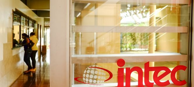 ?p=image&amp;src=%7B%22file%22%3A%22images%2Fnews%2F140622Campus-Intec-32 Instituto Tecnol&oacute;gico de Santo Domingo - Notas de prensa