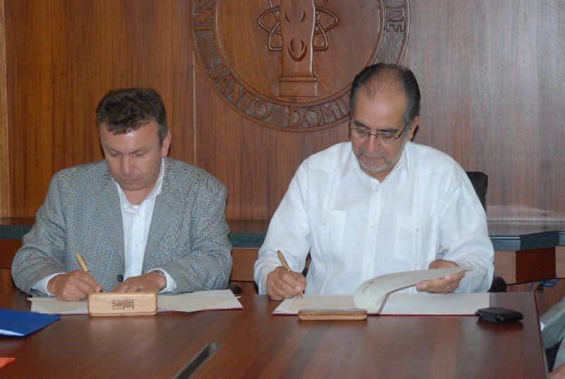 ?p=image&amp;src=%7B%22file%22%3A%22images%2Fprensa%2F222 Instituto Tecnol&oacute;gico de Santo Domingo - Orange Dominicana recibir&aacute; pasantes de INTEC